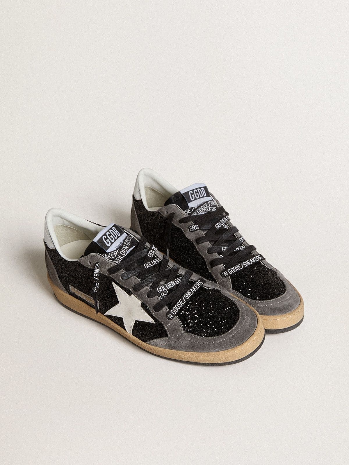Women's Ball Star in nappa with brown nubuck star and nappa heel tab — фото 1