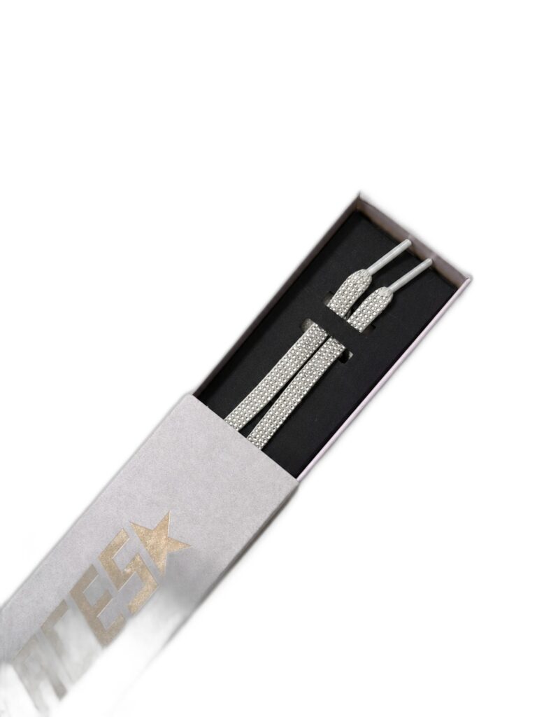 Golden Goose with Contrasting Gray Logo — Optical White