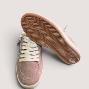 Women’s Ball Star Shearling in Powder-Pink Suede With White Star