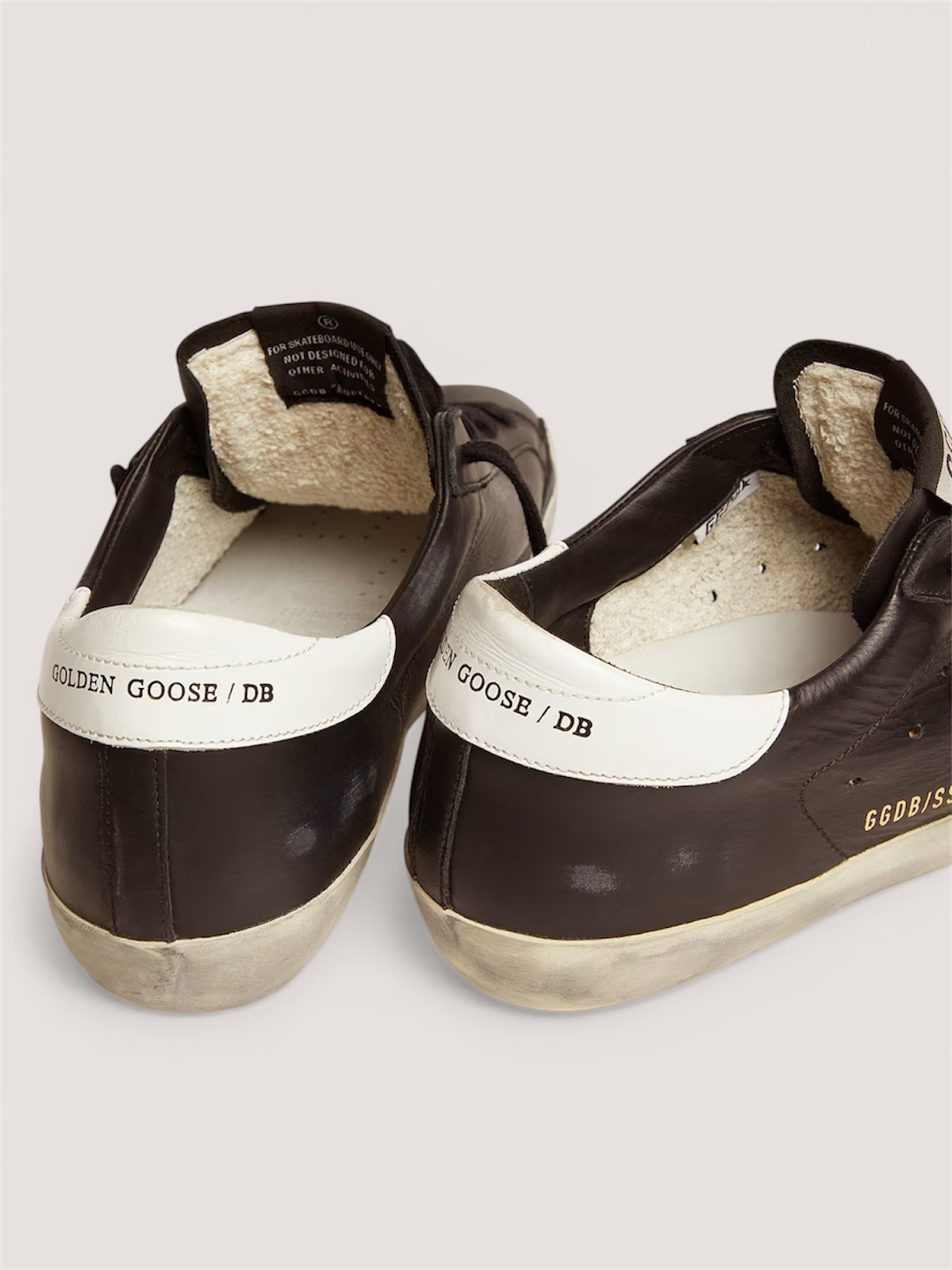 Men's Super Star in black leather with white leather star and heel tab — изображение 4